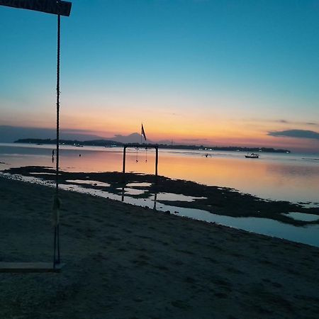 Florine'S Garden Hotel Gili Air Bagian luar foto