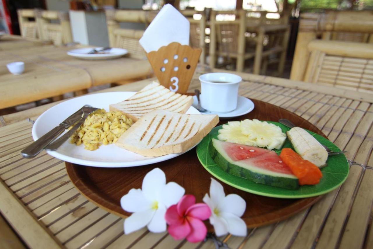 Florine'S Garden Hotel Gili Air Bagian luar foto