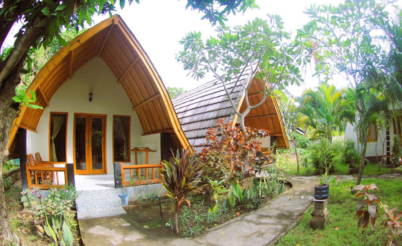 Florine'S Garden Hotel Gili Air Bagian luar foto