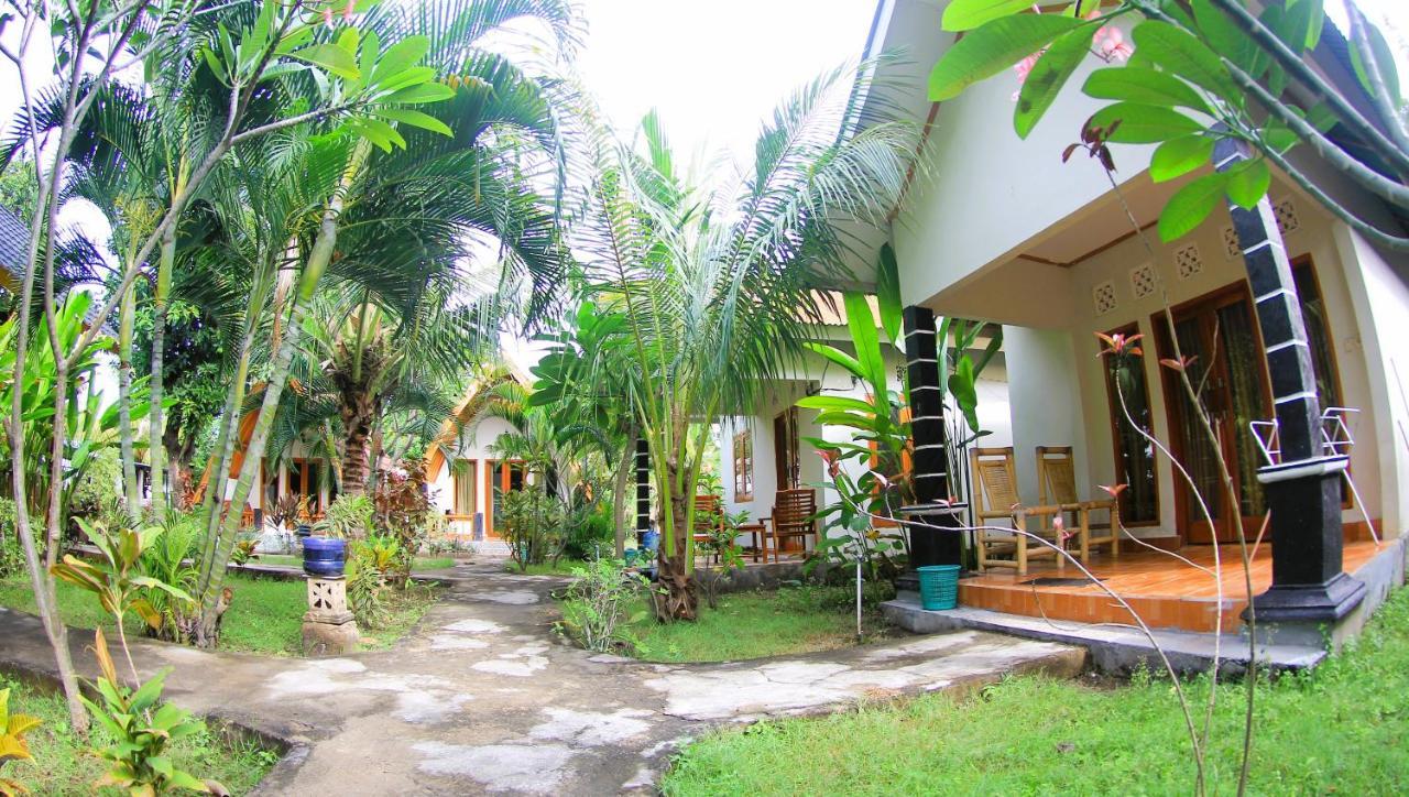 Florine'S Garden Hotel Gili Air Bagian luar foto